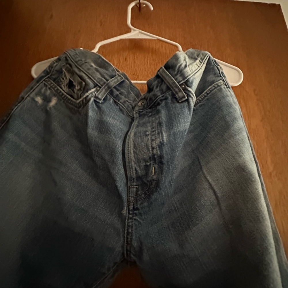 EUC Men’s ripped jeans size 33/32